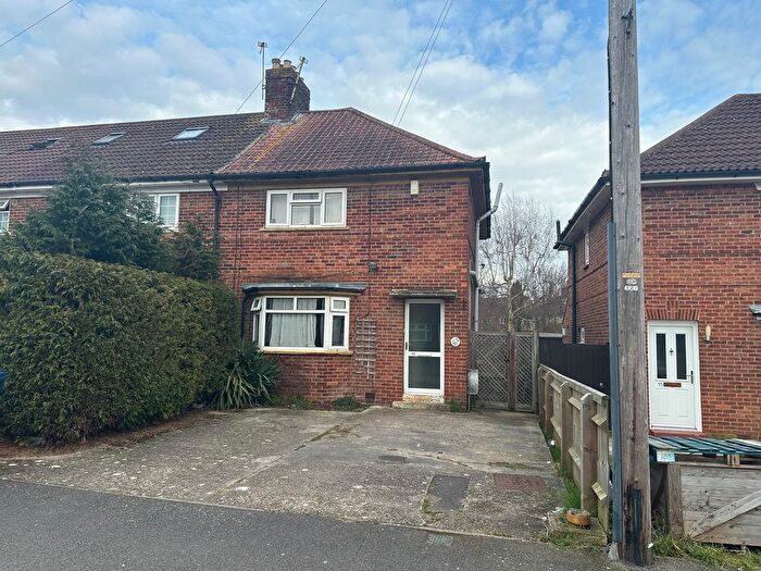 3 Bedroom End Of Terrace House To Rent In Grays Road, Oxford, Oxfordshire, OX3