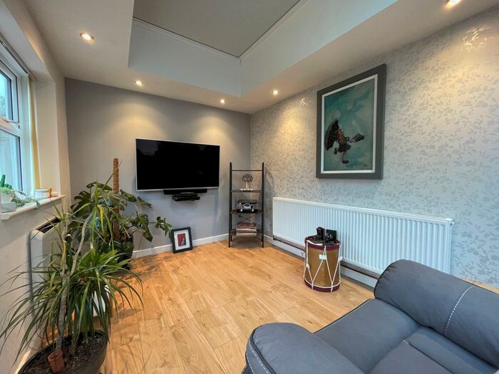 3 Bedroom Terraced House To Rent In Hellebore Close, Nottingham, NG5