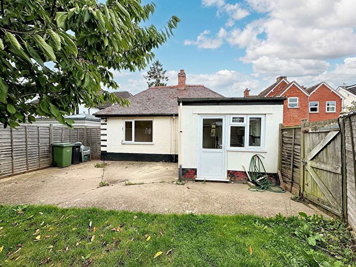 3 Bedroom Detached Bungalow For Sale In Radley Road, Abingdon, OX14
