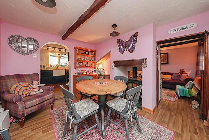 2 Bedroom Cottage For Sale In Chalk Hill, Great Cressingham, Thetford, IP25