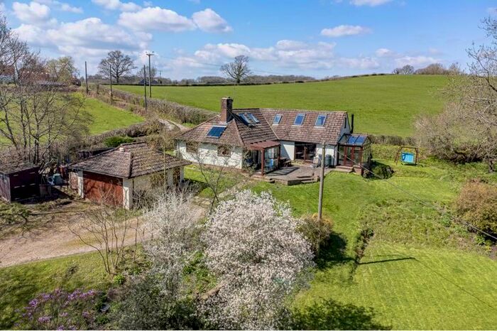 4 Bedroom Detached House For Sale In Willinghurst Lane, Castle Hill, TN6