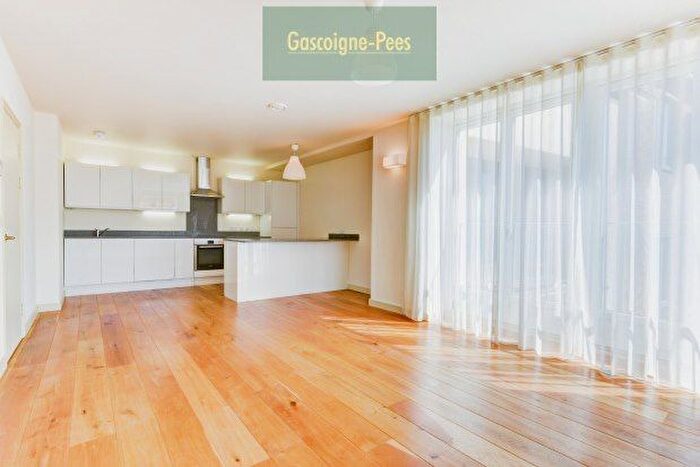 1 Bedroom Flat To Rent In Glynde Place, Horsham, RH12