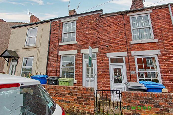 2 Bedroom Terraced House To Rent In Heywood Street, Brimington, Chesterfield, Derbyshire, S43