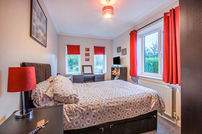 4 Bedroom Detached House For Sale In Standbridge Lane, Wakefield, WF2