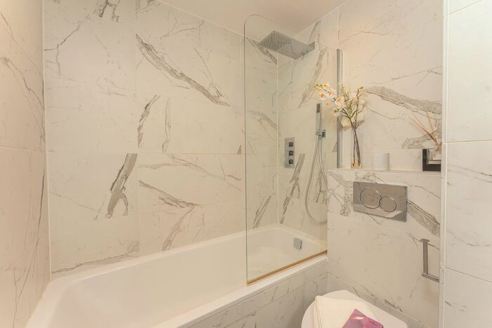 2 Bedroom Flat For Sale In Park Lorne, Park Road, St Johns Wood, NW8