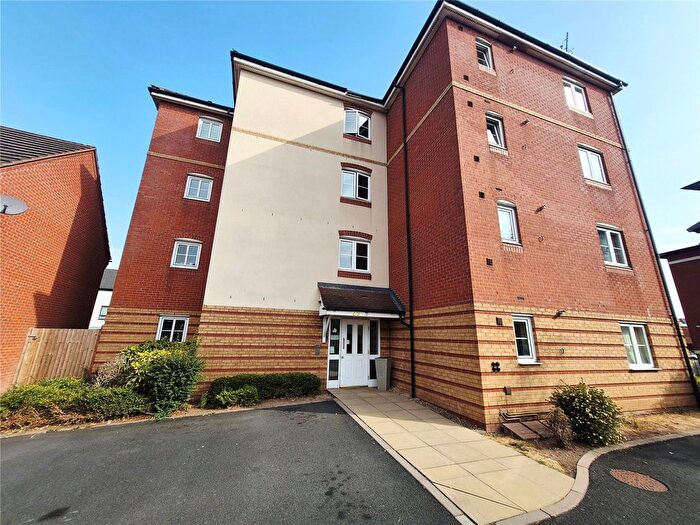 2 Bedroom Flat For Sale In Ray Mercer Way, Kidderminster, Worcestershire, DY10