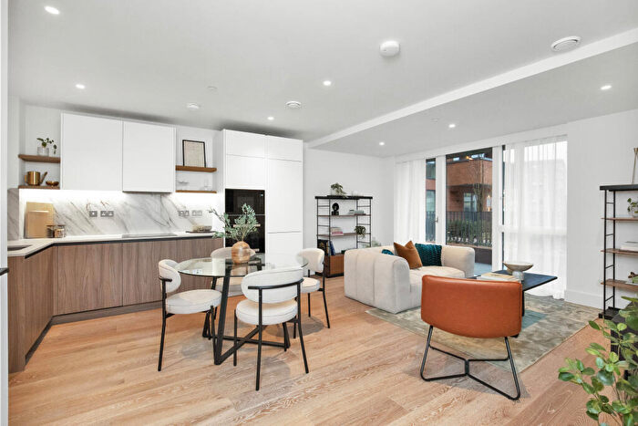 1 Bedroom Apartment For Sale In West Hampstead Central, London, NW6
