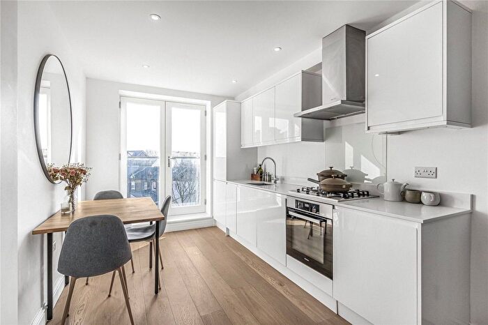 1 Bedroom Flat To Rent In Clapham Road, London, SW9