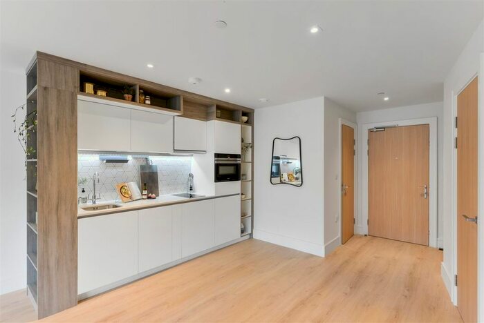 1 Bedroom Flat To Rent In Capella Court, Brighton Road, Purley, CR8