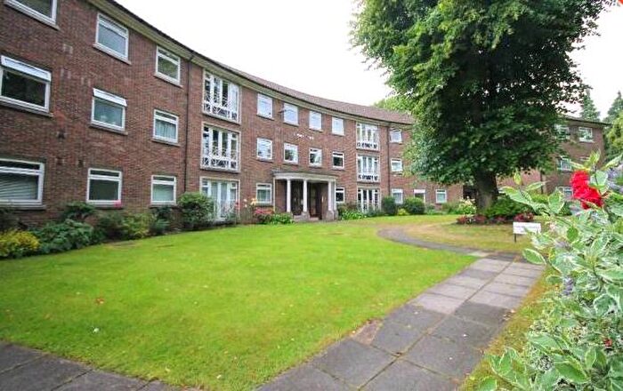 2 Bedroom Flat To Rent In Lynden Hyrst, Addiscombe Road, CR0