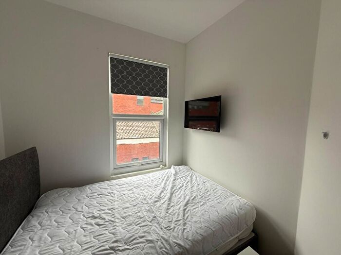 1 Bedroom House To Rent In Queens Street, CH1