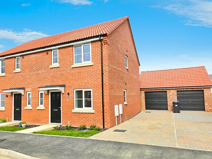 3 Bedroom Semi-Detached House For Sale In St. Johns Hill, Bungay, NR35