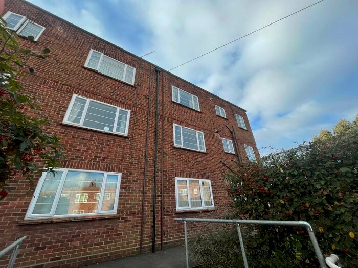 1 Bedroom Apartment To Rent In Carrow Hill, Norwich, NR1
