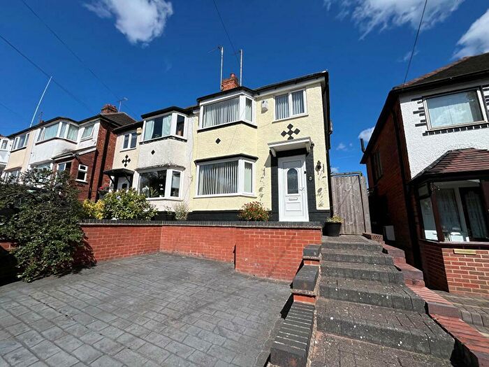 3 Bedroom House To Rent In Gleneagles Road, Birmingham, B26