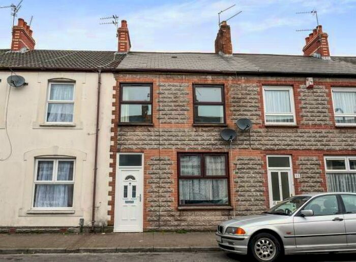4 Bedroom House To Rent In Topaz Street, Cardiff, CF24