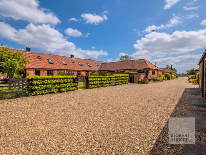 3 Bedroom Terraced House For Sale In West End Farm Barns, Chapelfield Road, Stalham, Norfolk, NR12