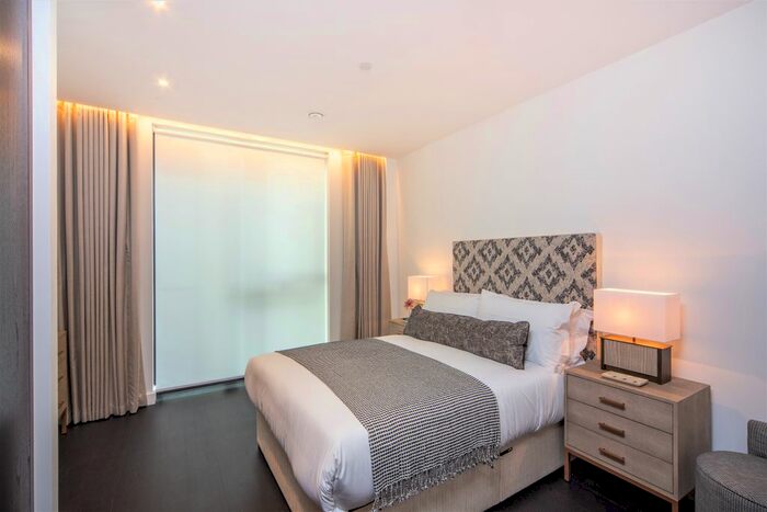 2 Bedroom Flat To Rent In Charles Clowes Walk, London, SW11