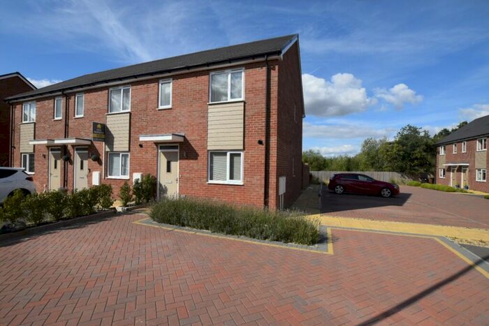 3 Bedroom Terraced House To Rent In Furnace Lane, Castle Gresley, Swadlincote, Derbyshire, DE11