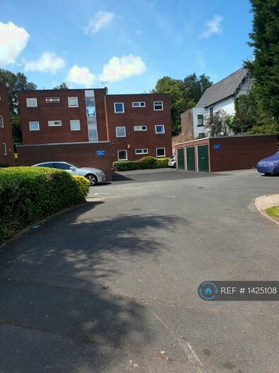 2 Bedroom Flat To Rent In Leighstone Court, Chester, CH2