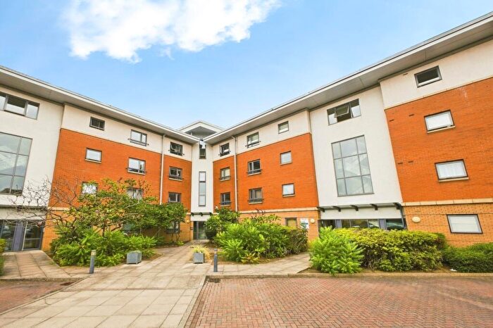 2 Bedroom Flat To Rent In West Cotton Close, Northampton, Northamptonshire, NN4