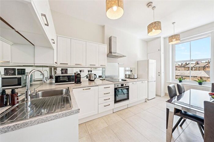 3 Bedroom Apartment For Sale In Hampstead High Street, London, NW3