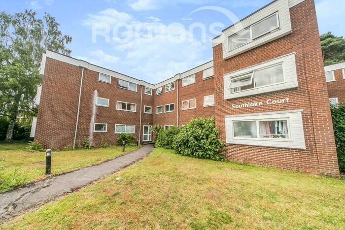 2 Bedroom Apartment To Rent In Southlake Court, Woodley, RG5
