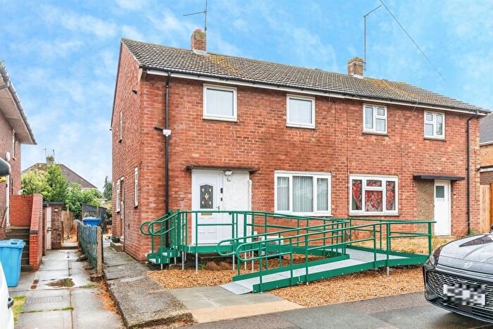 2 Bedroom Semi-Detached House For Sale In Haynes Road, Kettering, NN16