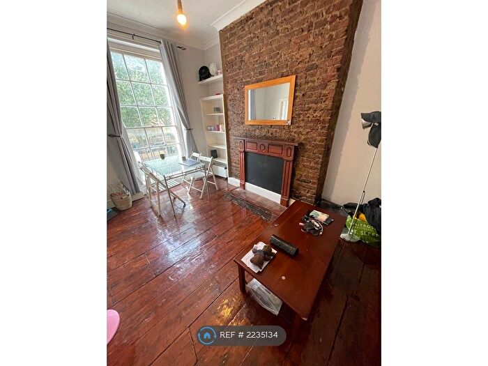 1 Bedroom Flat To Rent In Camden Street, London, NW1