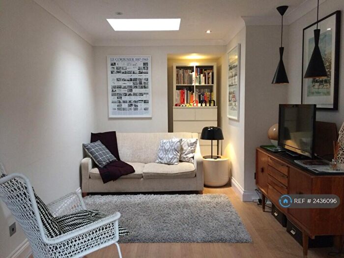 1 Bedroom Flat To Rent In Stapleton Hall Road, London, N4