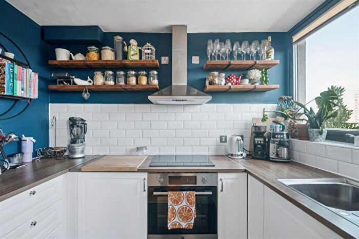 2 Bedroom Flat To Rent In Arklow Road, New Cross, SE14