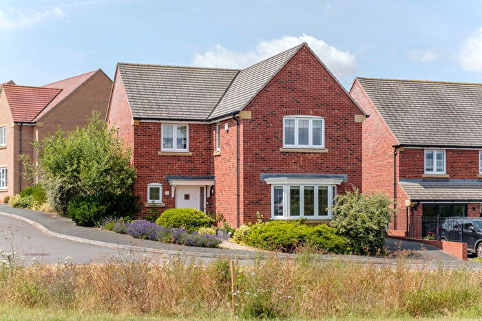 4 Bedroom Detached House For Sale In Doble Crescent, Hathern, LE12