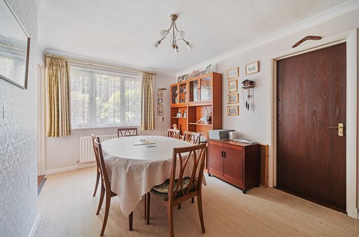 5 Bedroom Detached House For Sale In Glen Eyre Drive, Bassett, Southampton, Hampshire, SO16