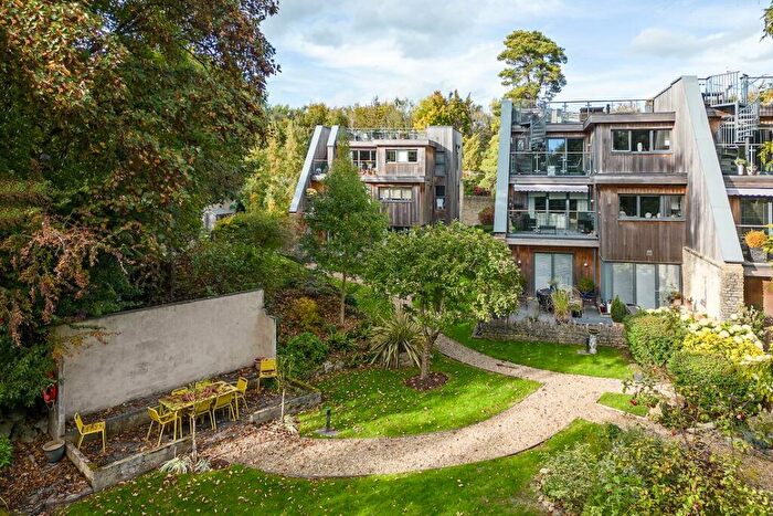 3 Bedroom Apartment To Rent In North Road, Combe Down, Bath, BA2