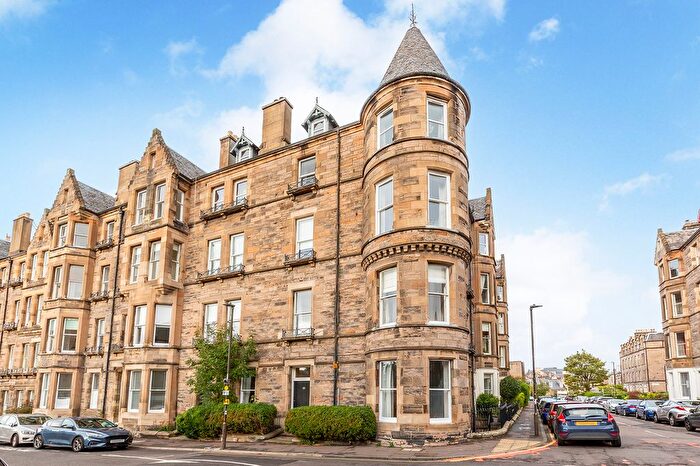 2 Bedroom Flat For Sale In Leamington Terrace, Edinburgh, EH10