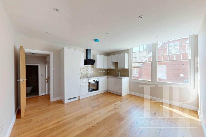 1 Bedroom Flat To Rent In East Park, Crawley, RH10