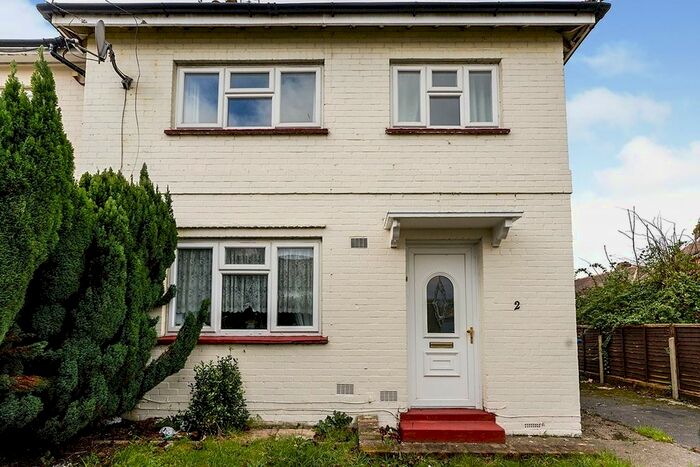 6 Bedroom Semi-Detached House To Rent In Larchwood Drive, Englefield Green, Egham, Surrey, TW20