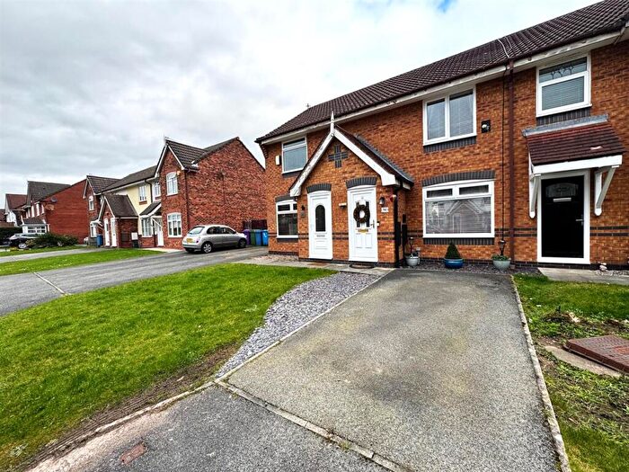 2 Bedroom Town House For Sale In Turriff Road, Liverpool, L14