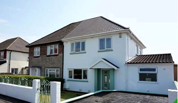 3 Bedroom Semi Detached House To Rent In School Street, Tonyrefail, CF39