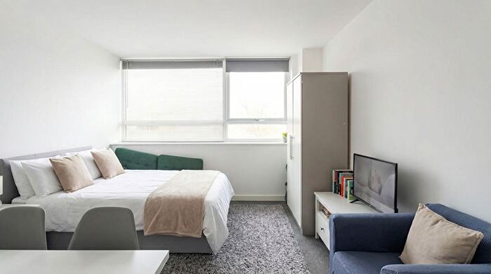 2 Bedroom Flat For Sale In Skerton Road, Old Trafford, M16