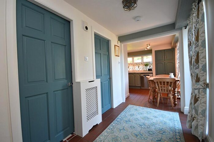 4 Bedroom Detached House For Sale In Congleton Road, Marton, SK11