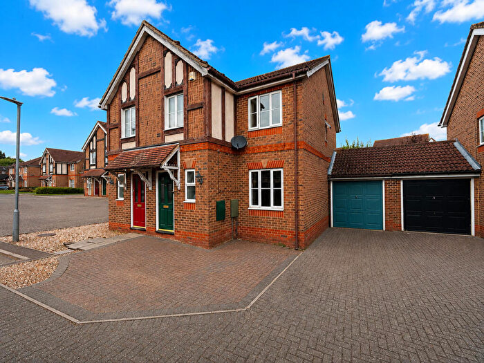 3 Bedroom Semi-Detached House For Sale In Serpentine Close, Stevenage, SG1