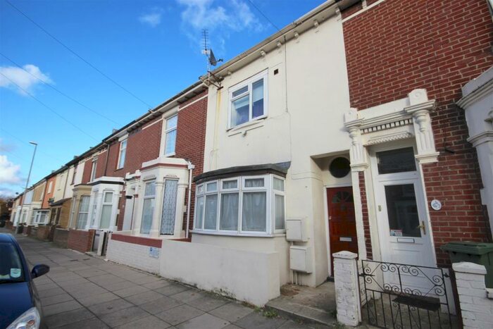 1 Bedroom Flat To Rent In Stamshaw Road, Portsmouth, PO2