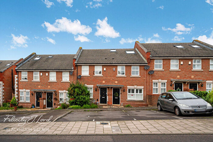 2 Bedroom Terraced House For Sale In Kendall Road, London, SE18