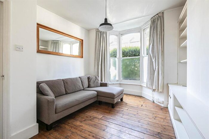 1 Bedroom Flat To Rent In Hawksley Road, London, N16