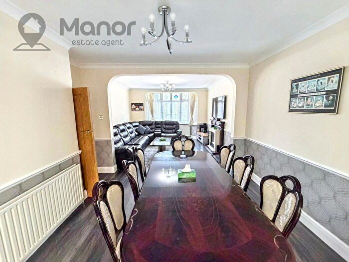 5 Bedroom Terraced House To Rent In Westrow Drive, Barking, IG11