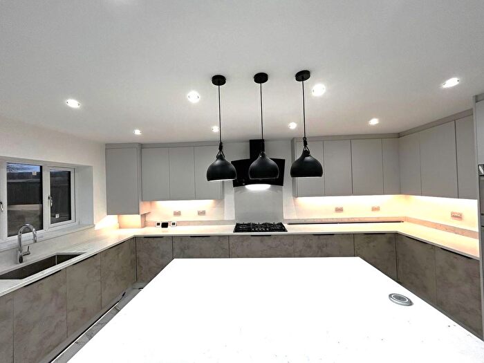 5 Bedroom Detached House For Sale In Hamstead Hill, Birmingham, B20