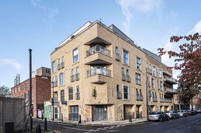2 Bedroom Flat To Rent In Woodseer Street, , Spitalfields, London, E1