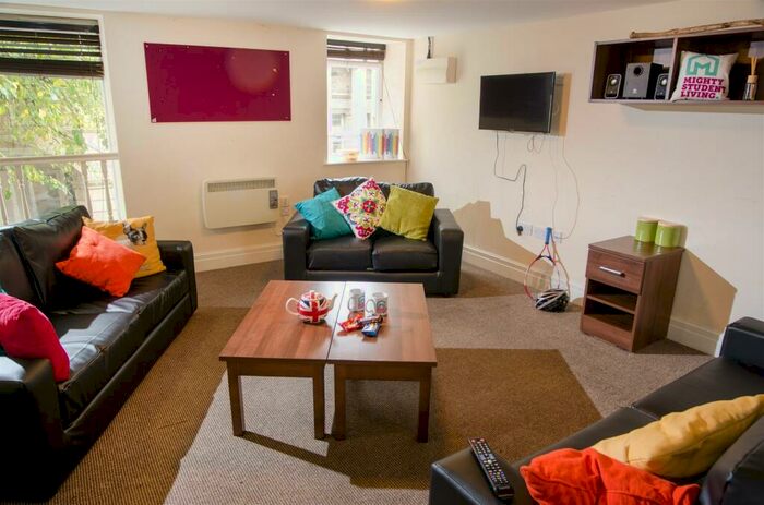 7 Bedroom Private Hall To Rent In New Street, Lancaster, LA1