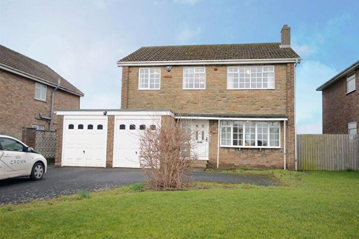 4 Bedroom Detached House For Sale In Ledgate Lane, Burton Salmon, Leeds, LS25
