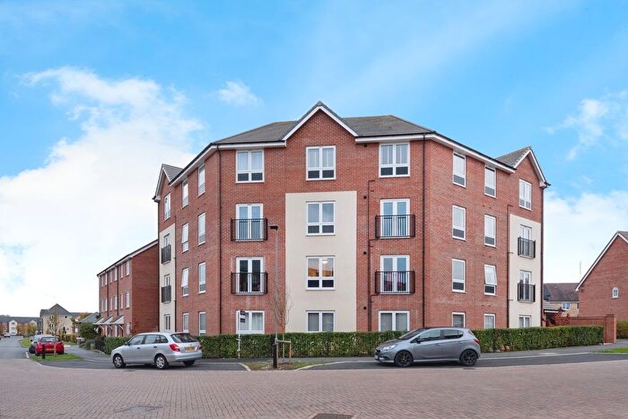 2 Bedroom Flat For Sale In Galapagos Grove, Newton Leys, Bletchley, Milton Keynes, MK3